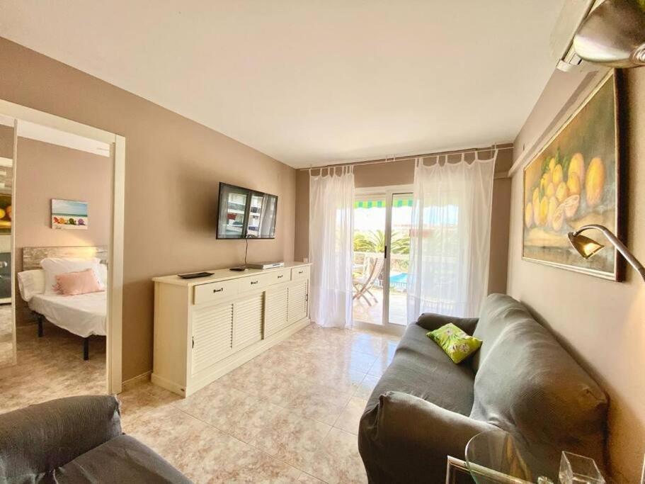 For A Stay Living Park Salou Esterno foto
